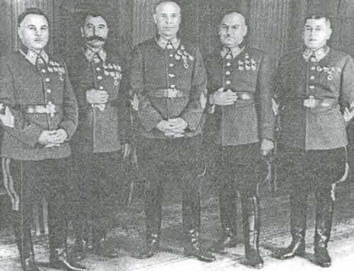 Маршалы Сталина i_005.jpg