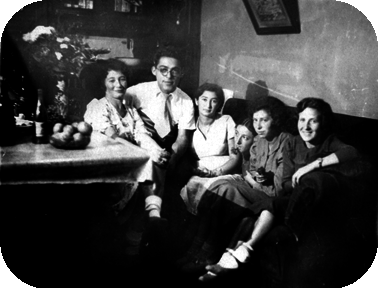 Наша бесценная доктор Ценная (воспоминания о нашей маме) i_052.png