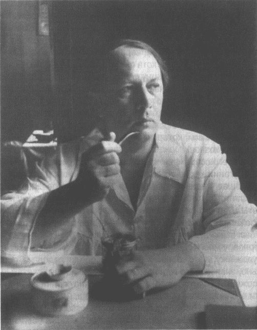 Ключи счастья. Алексей Толстой и литературный Петербург i_047.jpg