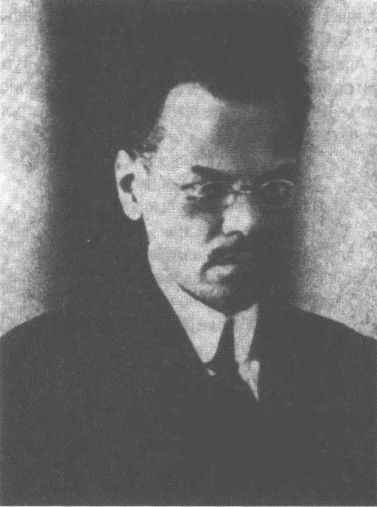Ключи счастья. Алексей Толстой и литературный Петербург i_014.jpg