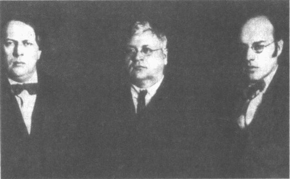 Ключи счастья. Алексей Толстой и литературный Петербург i_040.jpg