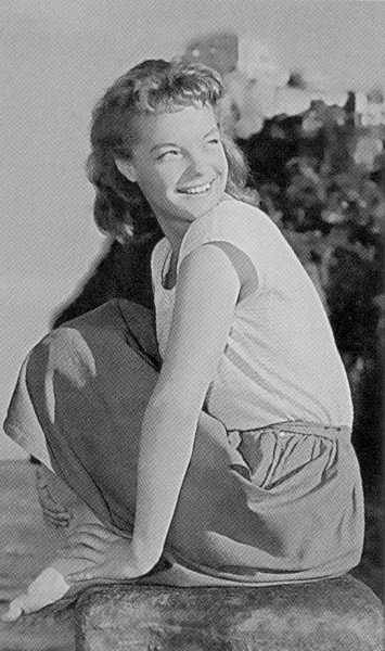 Роми Шнайдер. История жизни и любви _8.Skampolo.1957god.jpg