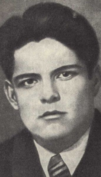 Стихотворения. 1937-1944 i_001.jpg