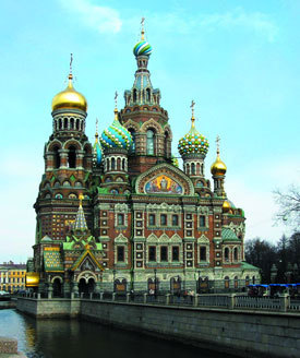 Санкт-Петербург: Иллюстрированный путеводитель + подробная карта города i_021.jpg