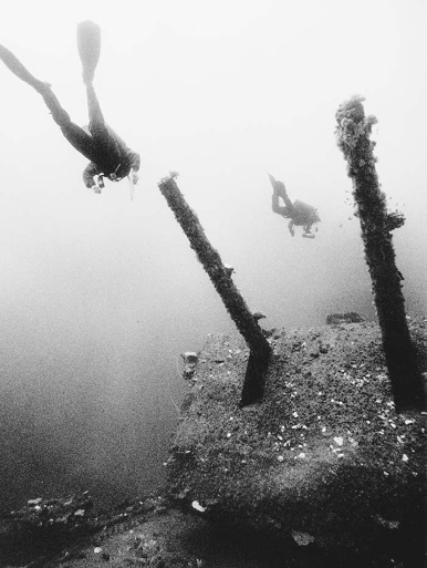 Adventures of a Sea Hunter: In Search of Famous Shipwrecks _12.jpg