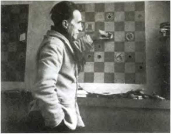 Повседневная жизнь сюрреалистов. 1917-1932 i_029.jpg