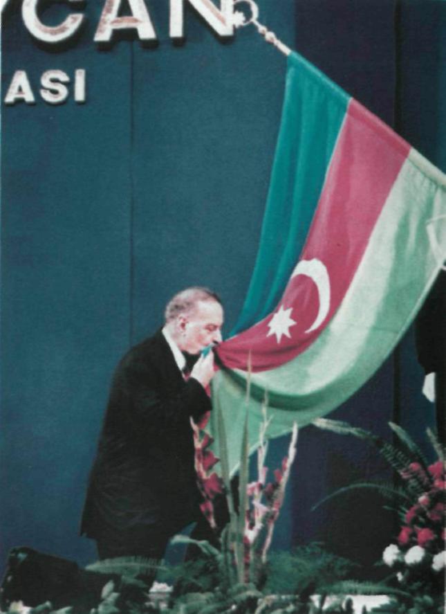 Гейдар Алиев image047.jpg