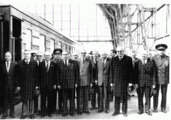 Неудавшаяся империя: Советский Союз в холодной войне от Сталина до Горбачева i_013.jpg