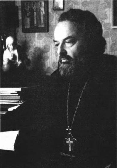 Отец Александр Мень. Пастырь на рубеже веков i_003.jpg