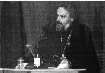 Отец Александр Мень. Пастырь на рубеже веков i_007.jpg