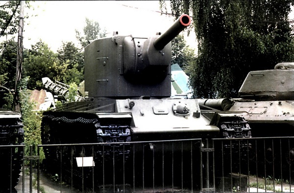 Тяжёлый танк КВ, часть 1 i_063.jpg