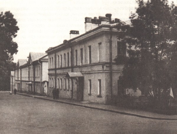 В садах Лицея. На брегах Невы i_053.jpg