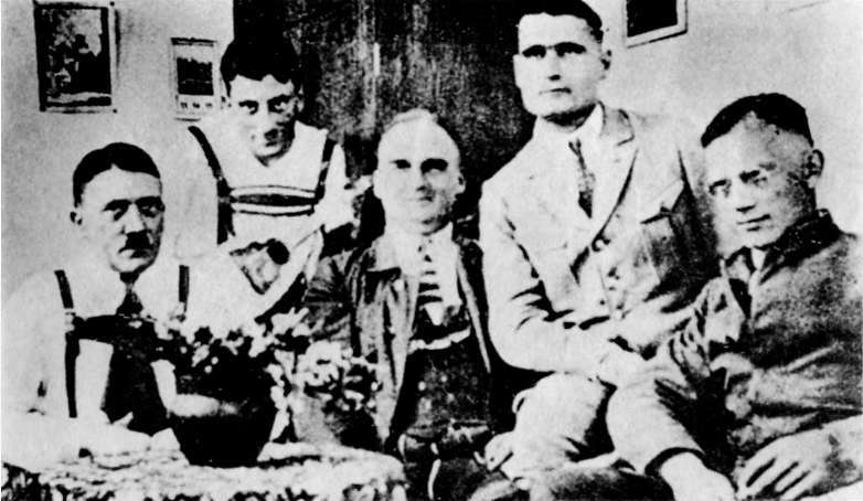 Ранняя история нацизма. Борьба за власть i_017.jpg