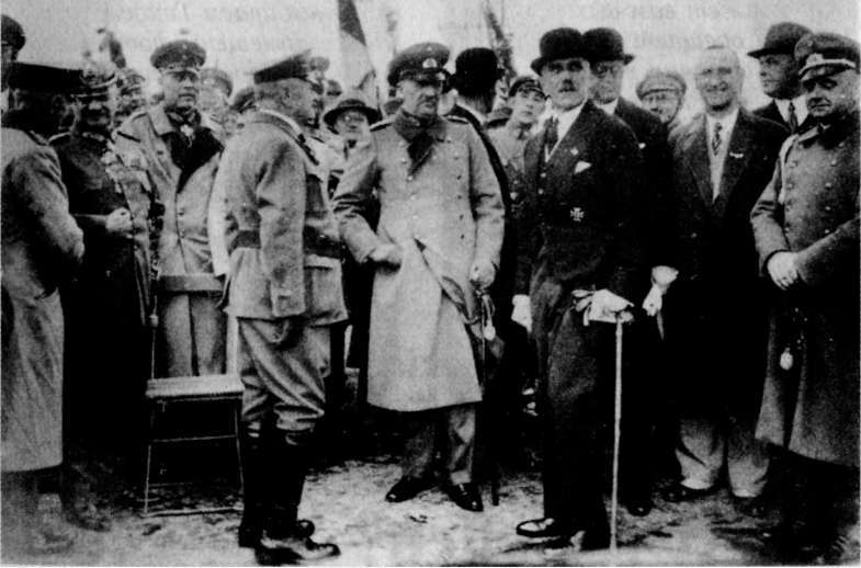Ранняя история нацизма. Борьба за власть i_022.jpg
