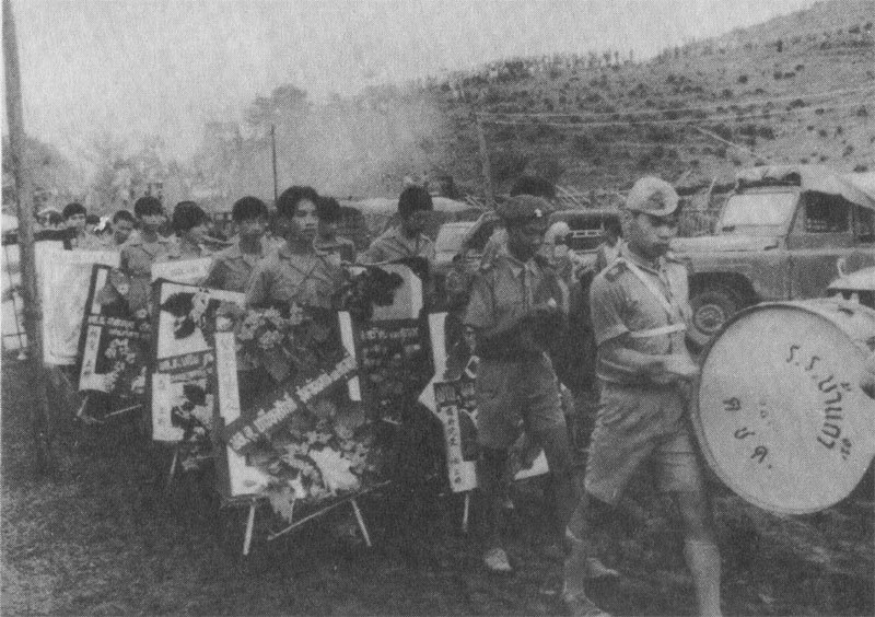 Золотой треугольник bw_7.jpg