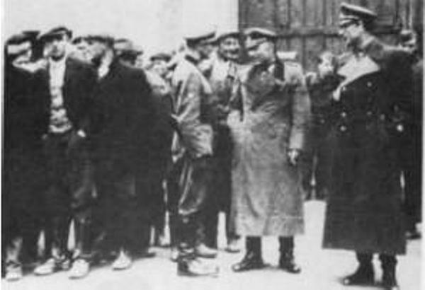 Генерал Власов: Русские и немцы между Гитлером и Сталиным _21.JPG