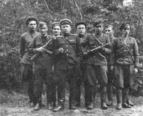 Миф о «переодетых энкавэдэшниках» i_001.jpg