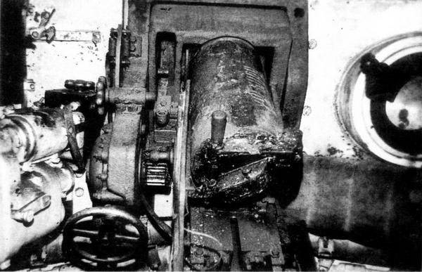 Тяжёлый танк Т-35 i_042.jpg
