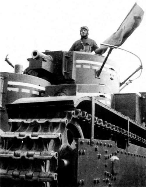 Тяжёлый танк Т-35 i_054.jpg