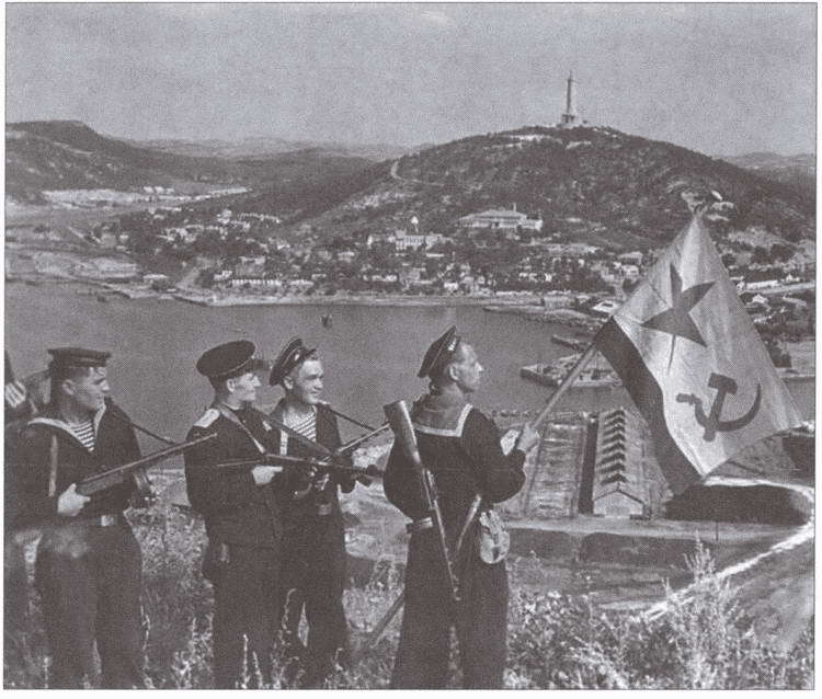 Российские военные базы за рубежом, XVIII–XXI вв. i_066.jpg
