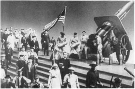 Всеобщая история кино. Том 6 (Кино в период войны 1939-1945) i_052.jpg