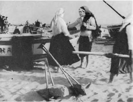 Всеобщая история кино. Том 6 (Кино в период войны 1939-1945) i_055.jpg