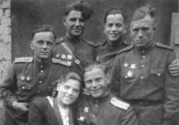 Дневник самоходчика. Боевой путь механика-водителя ИСУ-152. 1942-1945 _17.jpg