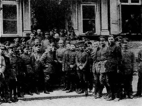 Тайны Белого движения. Победы и поражения. 1918–1920 годы i_011.jpg
