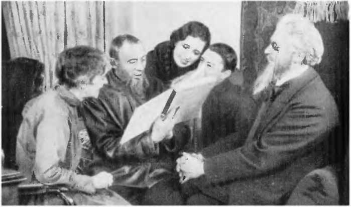 Всеобщая история кино. Том. Кино становится искусством 1914-1920 _80.jpg