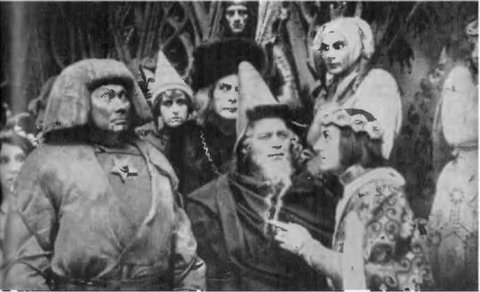 Всеобщая история кино. Том. Кино становится искусством 1914-1920 _107.jpg