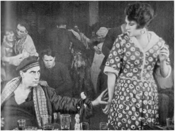 Всеобщая история кино. Том. Кино становится искусством 1914-1920 _68.jpg