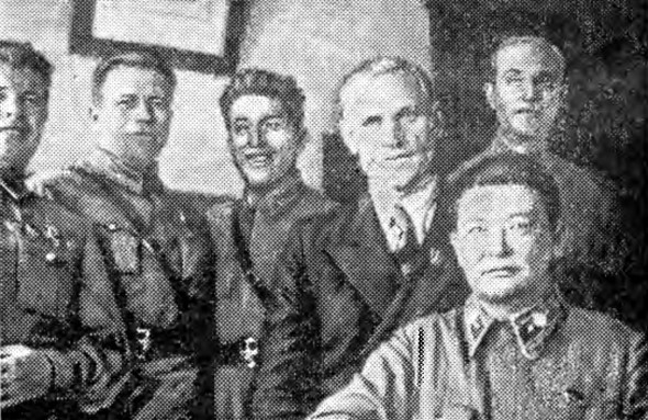 От Мадрида до Халхин-Гола i_019.jpg