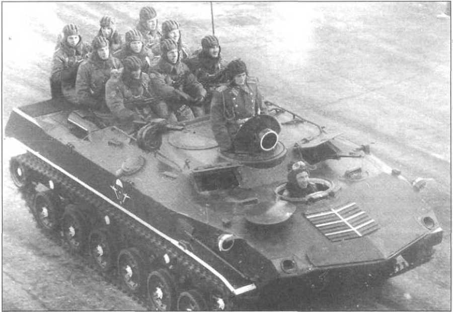 БОЕВЫЕ МАШИНЫ ДЕСАНТА _62.jpg