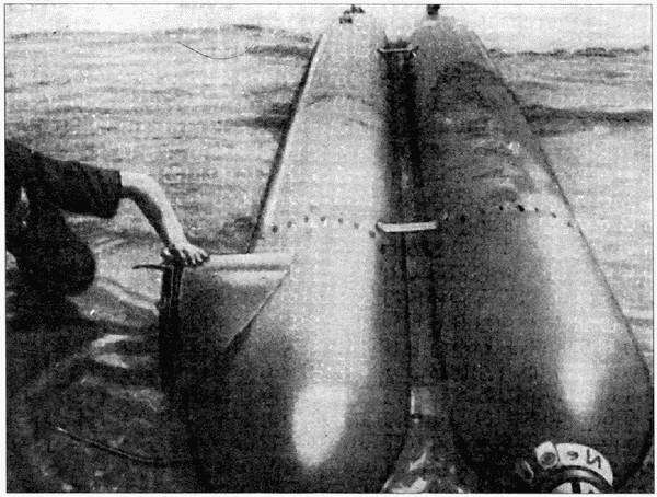 Люди, оседлавшие торпеды i_082.jpg