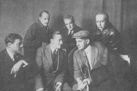 Том 8. Стихотворения, поэма, очерки 1927 i_004.jpg