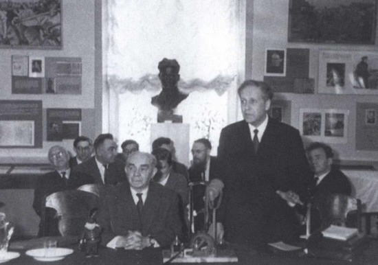 Дмитрий Лихачев i_026.jpg