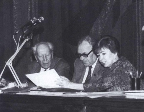 Дмитрий Лихачев i_047.jpg