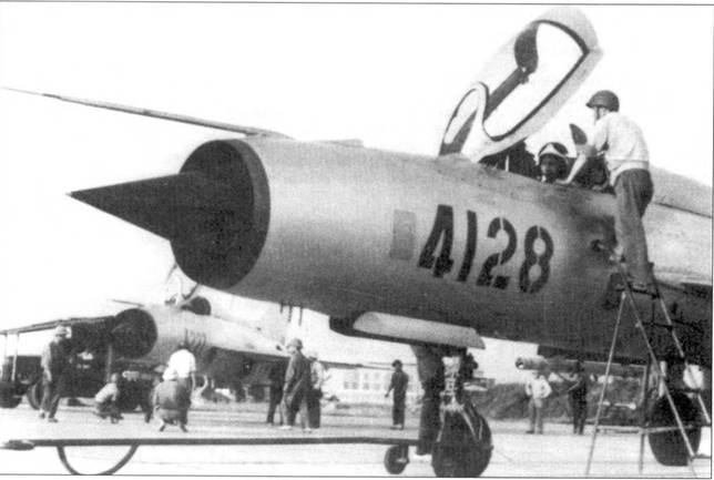 Боевое применение МиГ-21 во Вьетнаме pic_1.jpg