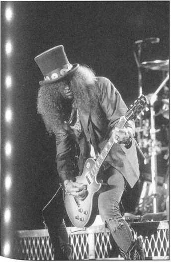 «Watch You Bleed»: Сага о Guns N’ Roses _20.jpg
