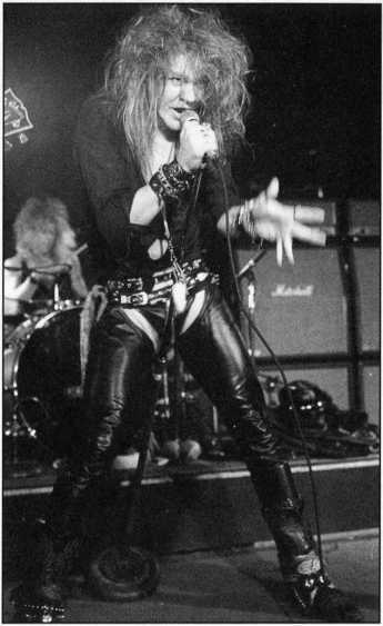 «Watch You Bleed»: Сага о Guns N’ Roses _24.jpg