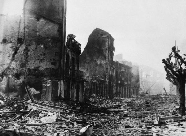 Легенды авиаторов. Исторические рассказы _104.jpg