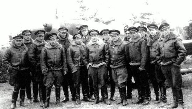 Легенды авиаторов. Исторические рассказы _18.jpg