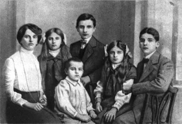 Товарищ Инесса i_007.jpg