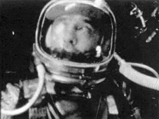 История космического соперничества СССР и США i_051.jpg
