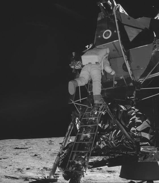 История космического соперничества СССР и США i_064.jpg