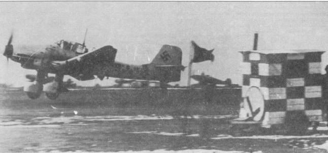 Юнкерс Ju 87 «Stuka». Часть 2 pic_111.jpg