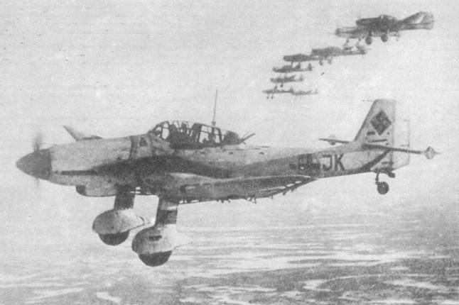 Юнкерс Ju 87 «Stuka». Часть 2 pic_112.jpg