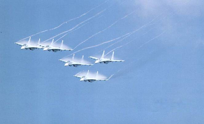 Мир Авиации 2006 02 pic_83.jpg