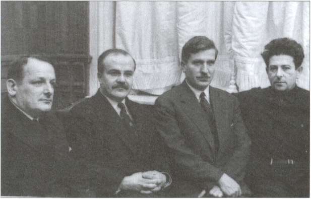 Мехлис. Тень вождя i_032.jpg
