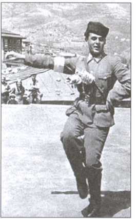 Крым под пятой Гитлера. Немецкая оккупационная политика в Крыму 1941-1944 гг. i_034.jpg
